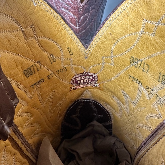 Nocona Boots Women’s 10B Brown Leather Cowboy Boots Classic Western Made in US - Picture 9 of 9